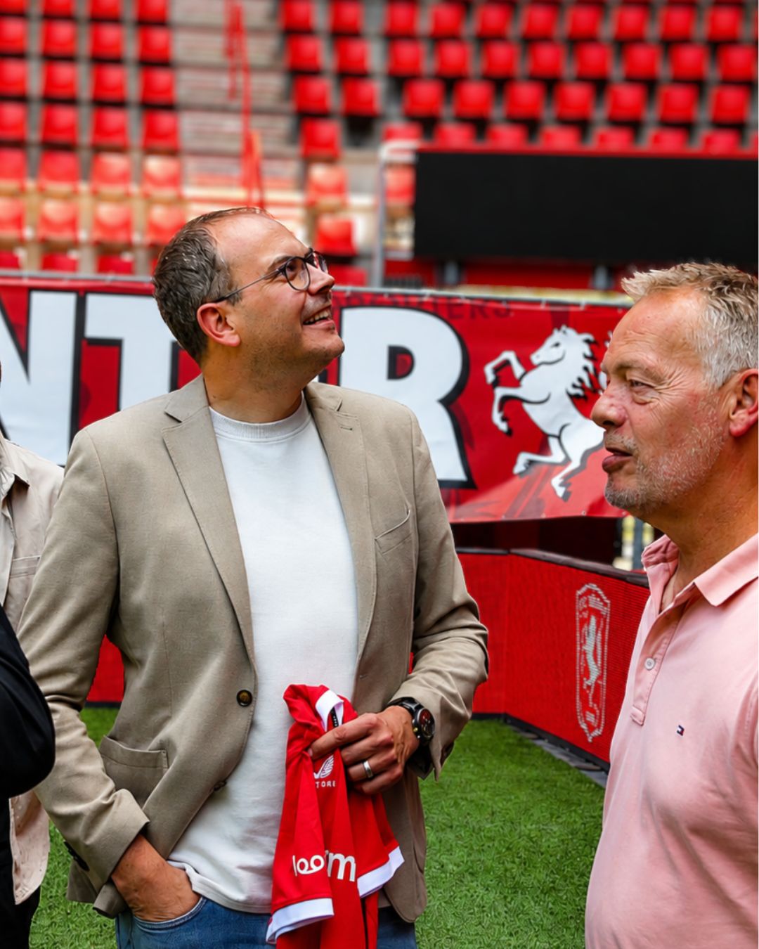 ARTIFIC X FC TWENTE beeld 2